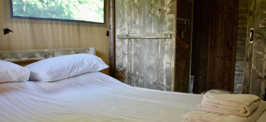 Bainland Country Park Safari Tent bedroom