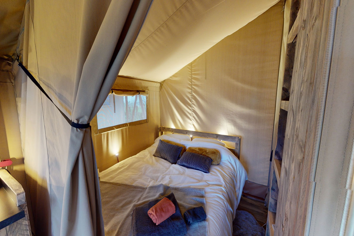 Safari Tent Plus Range bedroom